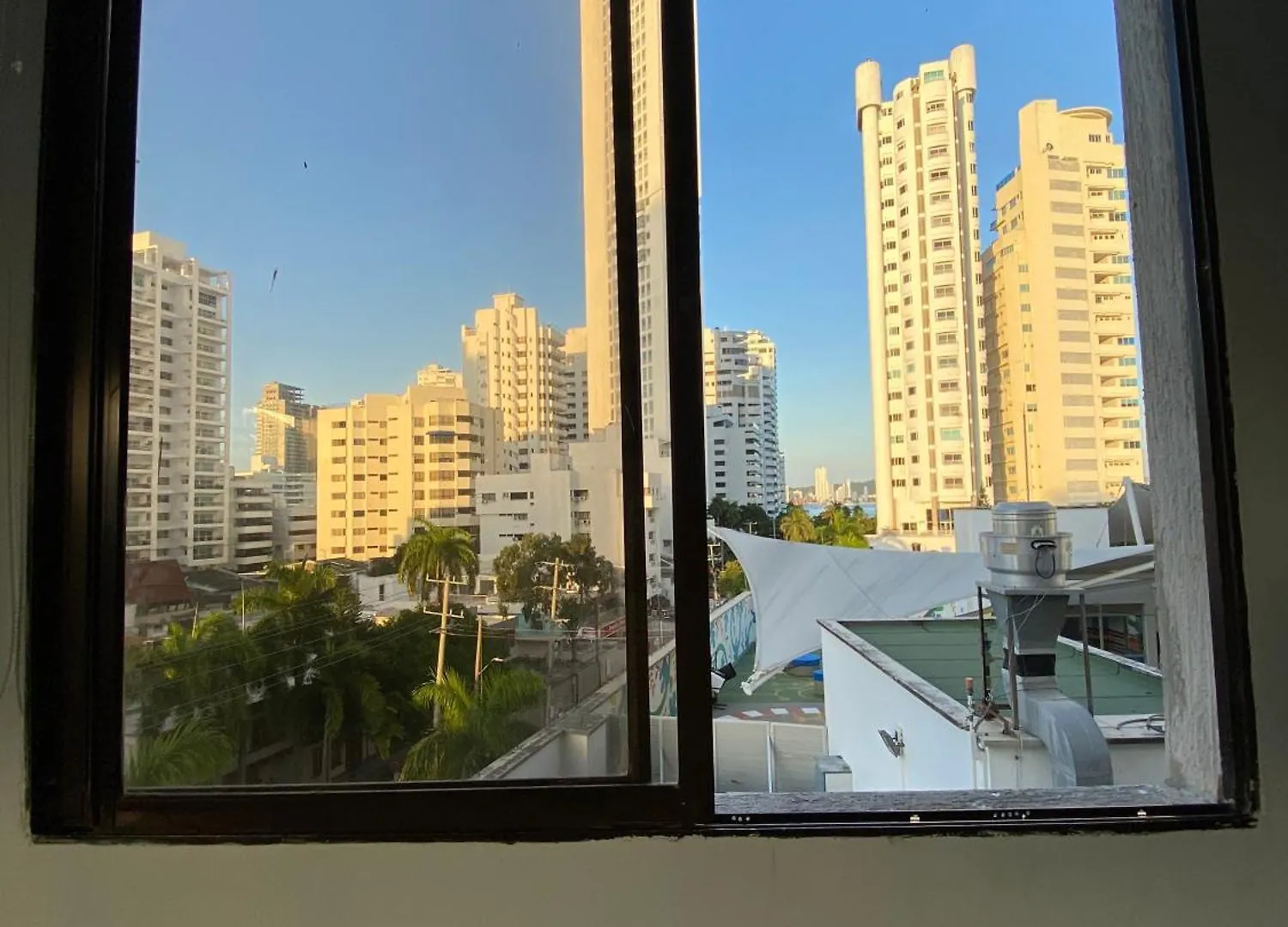Amplia Habitacion Con Vista Al Mar Y Bano Privado Cartagena Pansiyon